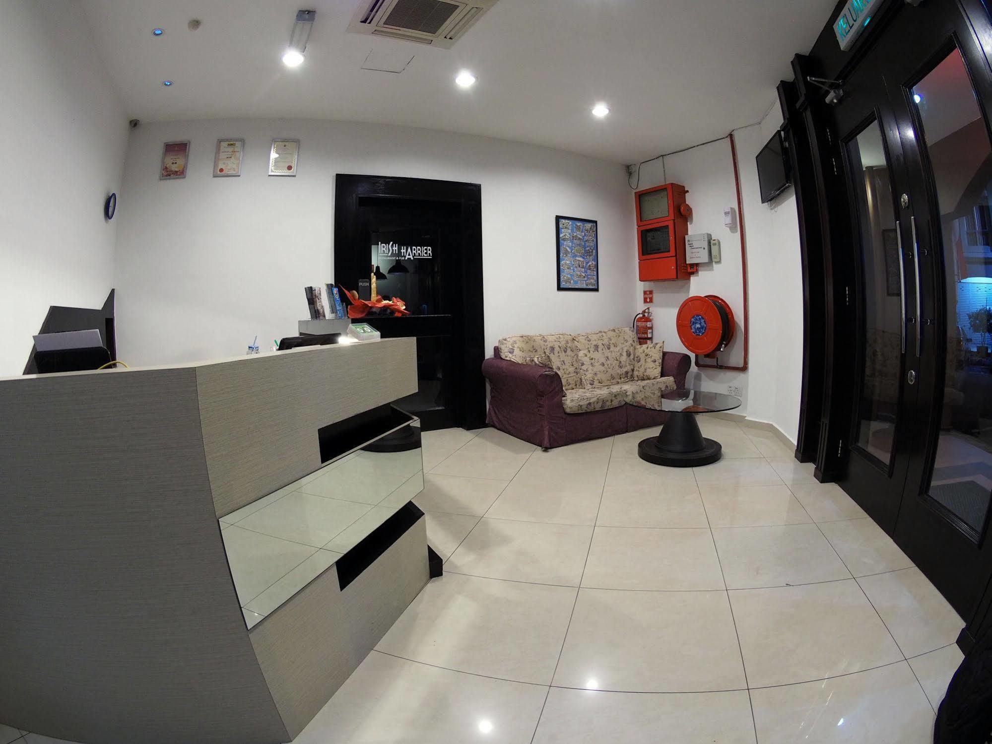 Oyo 1192 Hash House Hotel Malacca Εξωτερικό φωτογραφία